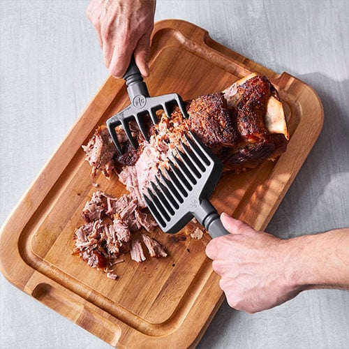 Meet Meat Claws, They'll Effortlessly Shred Meat Straight Off the Grill