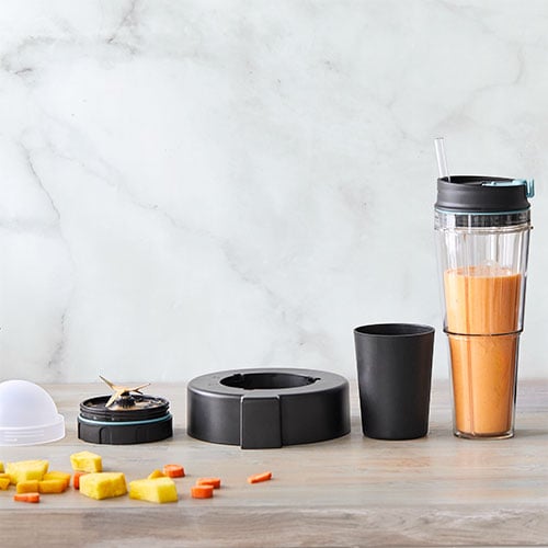 12 Best Smoothie Containers (Travel Smoothie Cups / Mugs/Bottles)