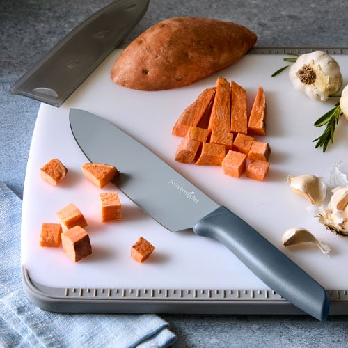 Pampered Chef coated knife set - Spring 2023 