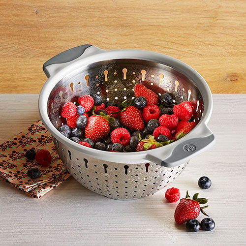 2.5-qt. (2.4-L) Stainless Steel Colander - Shop