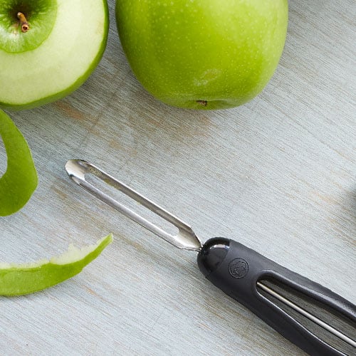 Pampered Chef #1071 Vegetable Peeler | Stainless Steel Fruit Potato Peeler | Easy Grip Handles | 7 1/4 inch Black