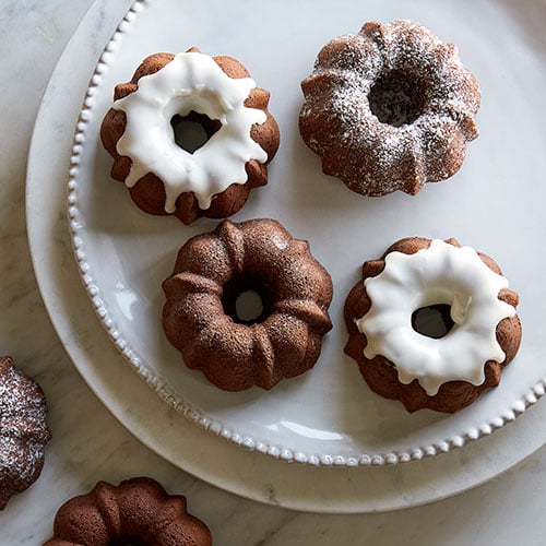 Mini Classic Chocolate Bundt Cakes - Recipes