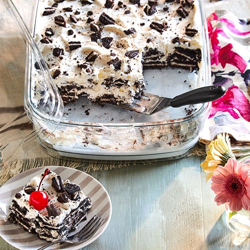 Cookies and Cream Icebox Cake