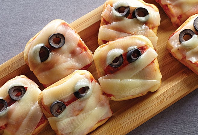 Mini Mummy Pizzas