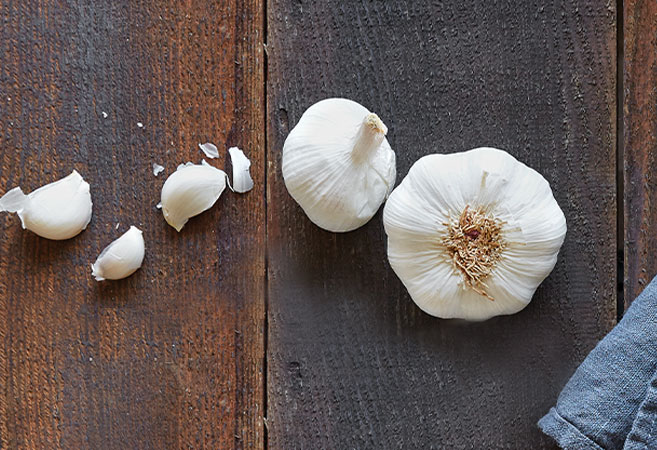 garlic bulbs