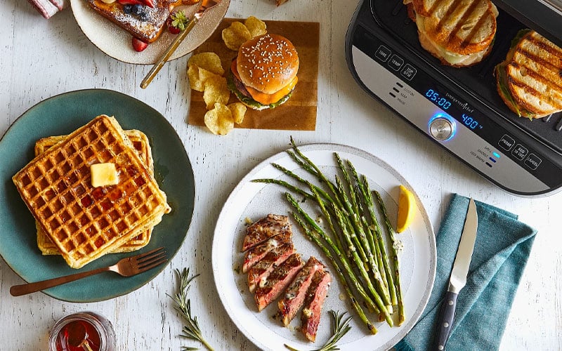 Deej's Pampered Chef - About Our Deluxe Electric Grill & Griddle
