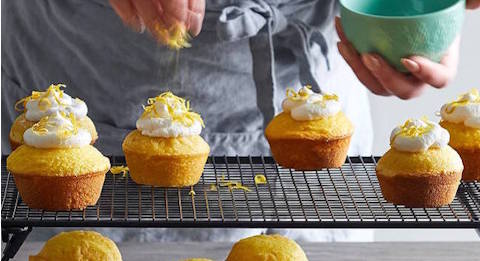 Cupcakes cooling