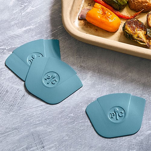  Pan Scraper - Plastic Scraper Tool Set - Dish Scraper for Cast  Iron - Non Scratch for Pot Cleaning Scraper - 9 Pcs Non-Slip High Heat  Resistant Kitchen Scraper Tool: Home & Kitchen