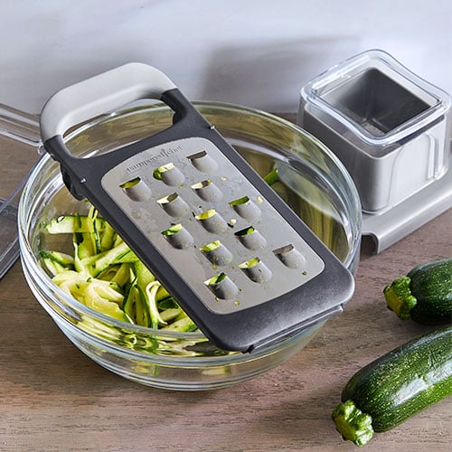 NEW Pampered Chef QUICK PREP FOOD GRATER 3 Blades - Fine/Coarse Grater &  Slicer