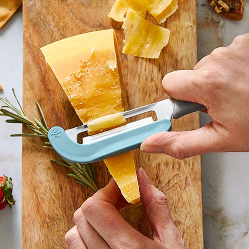 The Pampered Chef Simple Slicer Makes Perfect Slices