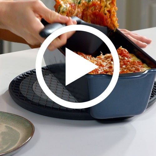 Play Brilliance Nonstick Long Loaf Pan Set with Lids Video