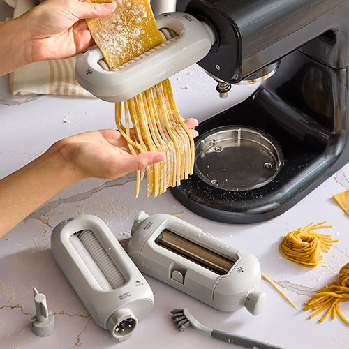 Deluxe Stand Mixer 3-Piece Pasta Roller & Cutter Set