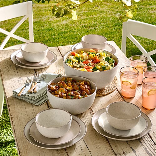 Outdoor Dinnerware Set