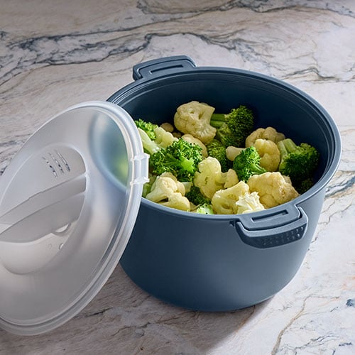3-qt Micro-Cooker&reg;