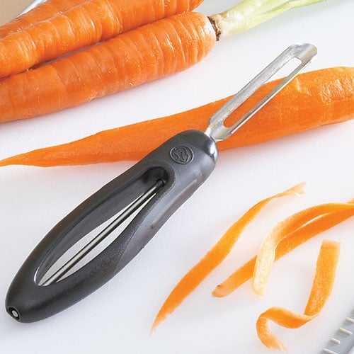 Pampered Chef #1071 Vegetable Peeler | Stainless Steel Fruit Potato Peeler | Easy Grip Handles | 7 1/4 inch Black