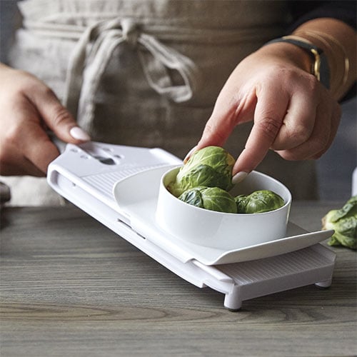 Details about   NIB Free Shipping Pampered Chef Simple Slicer 1099 