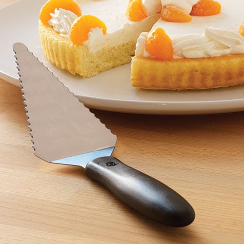 Tupperware Cut N Serve Tool Great For Cutting Pie/cake. Serrated Edge 