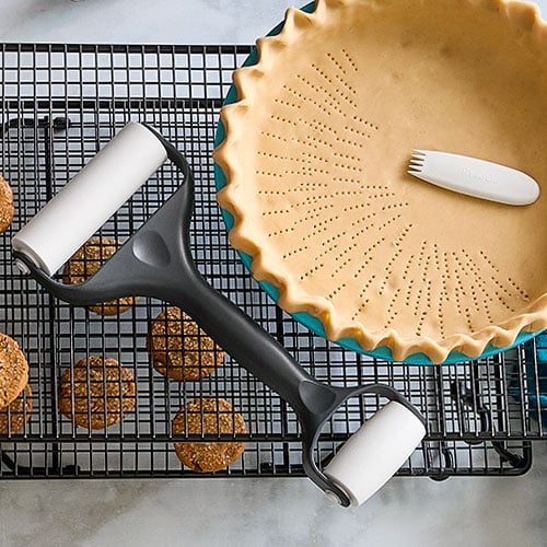 Pastry Wheel Decorator And Cutter Beautiful Pie Crust Pizza Pastry lattice  Decoration Tools Plastic Pastry Pie Decoration Cutter Lattice Cutter Pastry