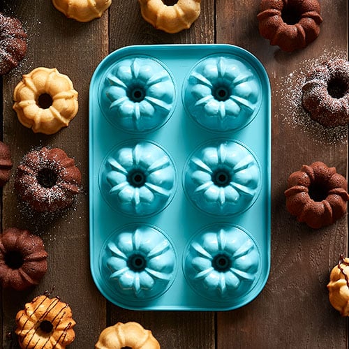 Cuisinart 4-pc. Mini Bundt Cake Pan Set