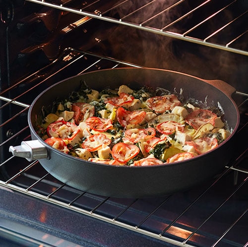 Pampered Chef 12 Cast Iron Skillet