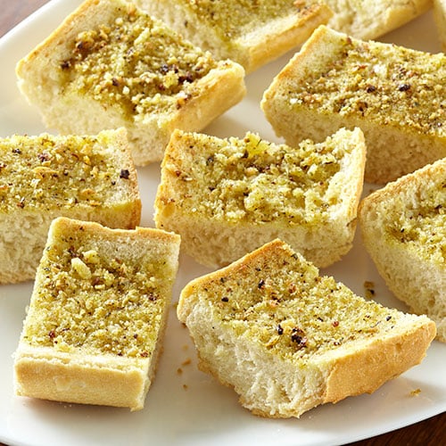 Super-Quick Garlic Bread - Recipes | Pampered Chef Canada Site
