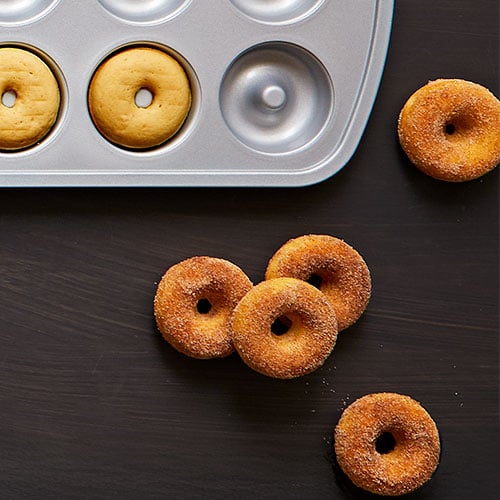 Baked Apple Cider Donuts - Recipes | Pampered Chef Canada Site