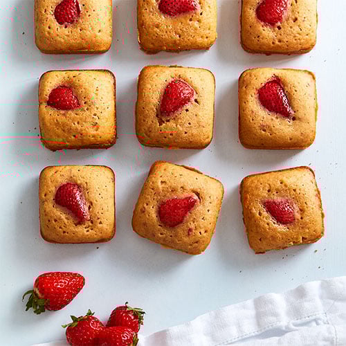 Strawberry Blondies