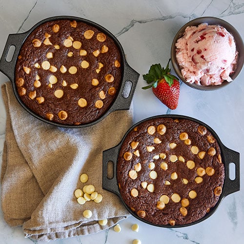 Skillet Brownies With White Chocolate Chips