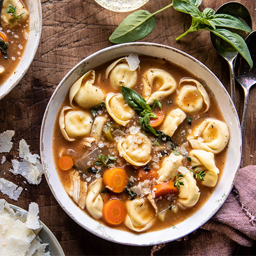 Slow Cooker Tuscan Tortellini Vegetable Soup