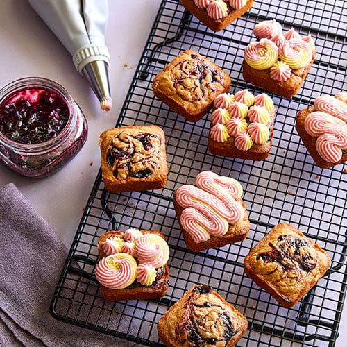 Peanut Butter and Jelly Blondies 