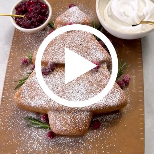 Play Christmas Tree Spice Cake Video