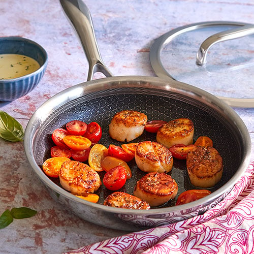 Seared Scallops with Basil Sauce