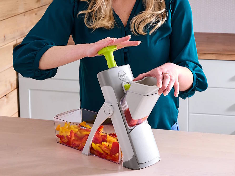 a consultant using the rapid-prep mandoline