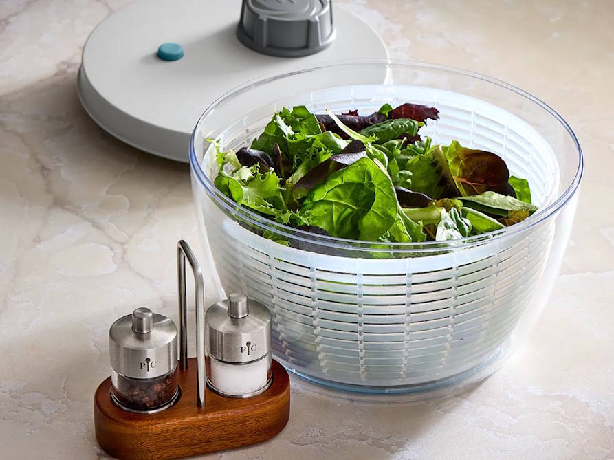 a salad and berry spinner