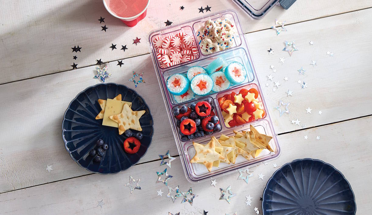 Snacklebox on a table
